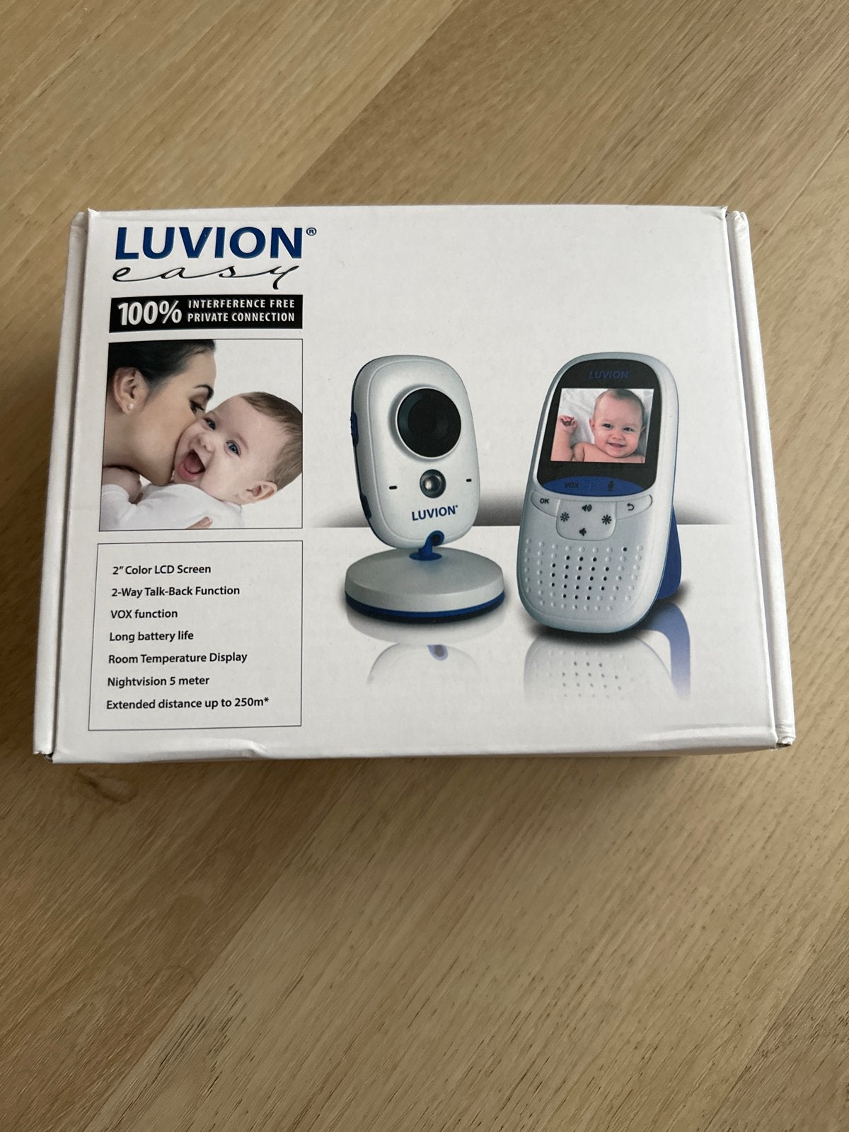 Luvion Easy Babyfoon met camera en terugspreekfunctie, Ophalen of Verzenden, Zo goed als nieuw, 250 meter of meer, Camera