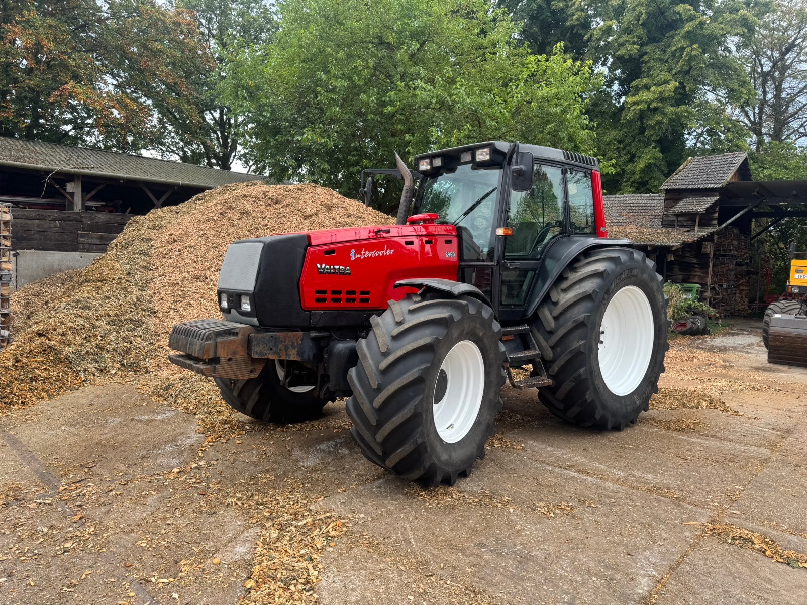 Valtra 8950 HiTech 2 Twintrac, Gebruikt, Meer dan 10000, Meer dan 160 Pk, Ophalen