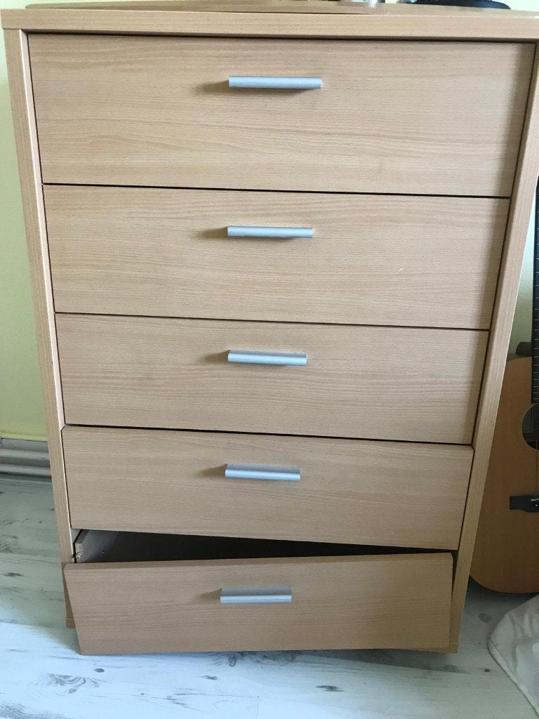 Closet, Ophalen, Gebruikt, 100 tot 150 cm, 100 tot 150 cm