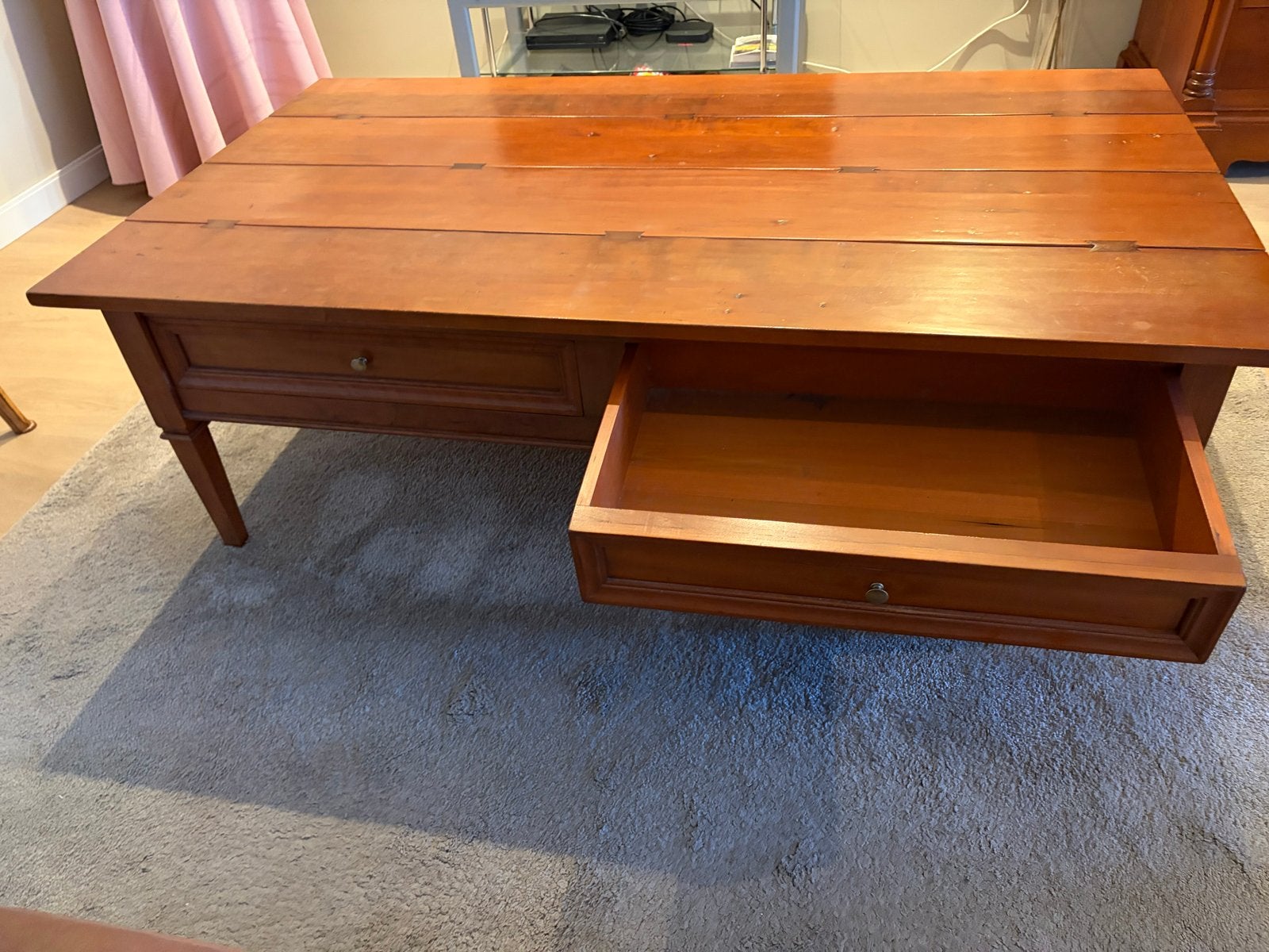 Kersenhouten salontafel met lades, Ophalen, Gebruikt, 100 tot 150 cm, 50 tot 100 cm