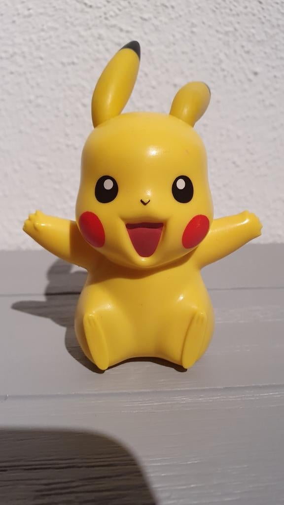 Pikachu figuur speelgoed Pokémon mcdonalds 2016, Verzamelen, Poppetjes en Figuurtjes, Ophalen of Verzenden