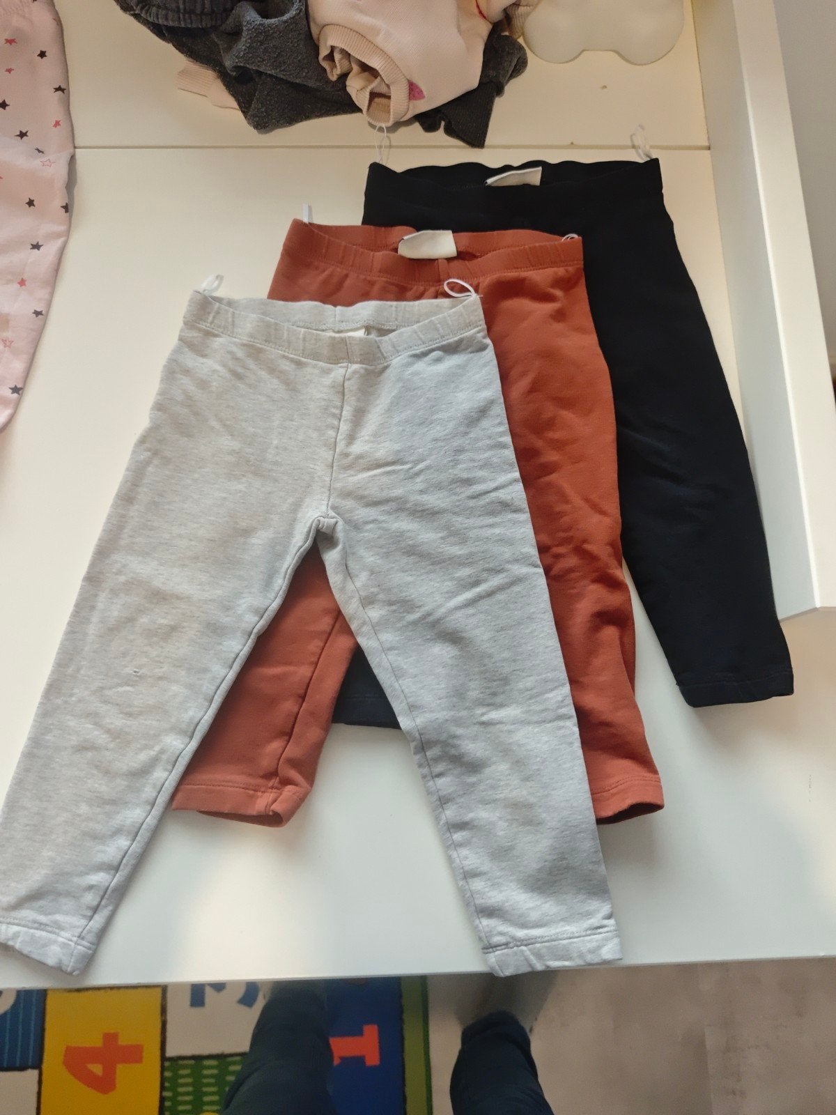 3-pak leggings maat 92 (valt als 86), Kinderen en Baby's, Gebruikt, C&A, Jongen of Meisje, Ophalen