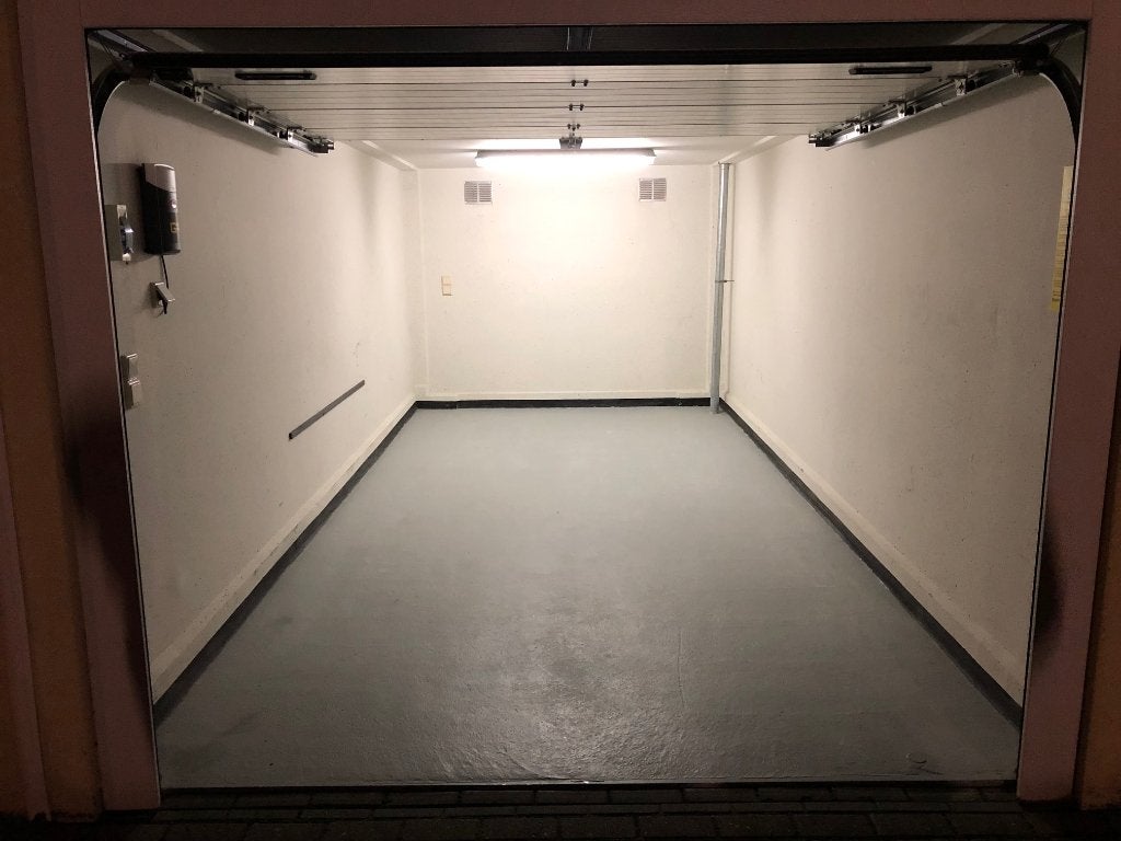 Te huur stalling garagebox garage opslagruimte opslag 18m², Opslag