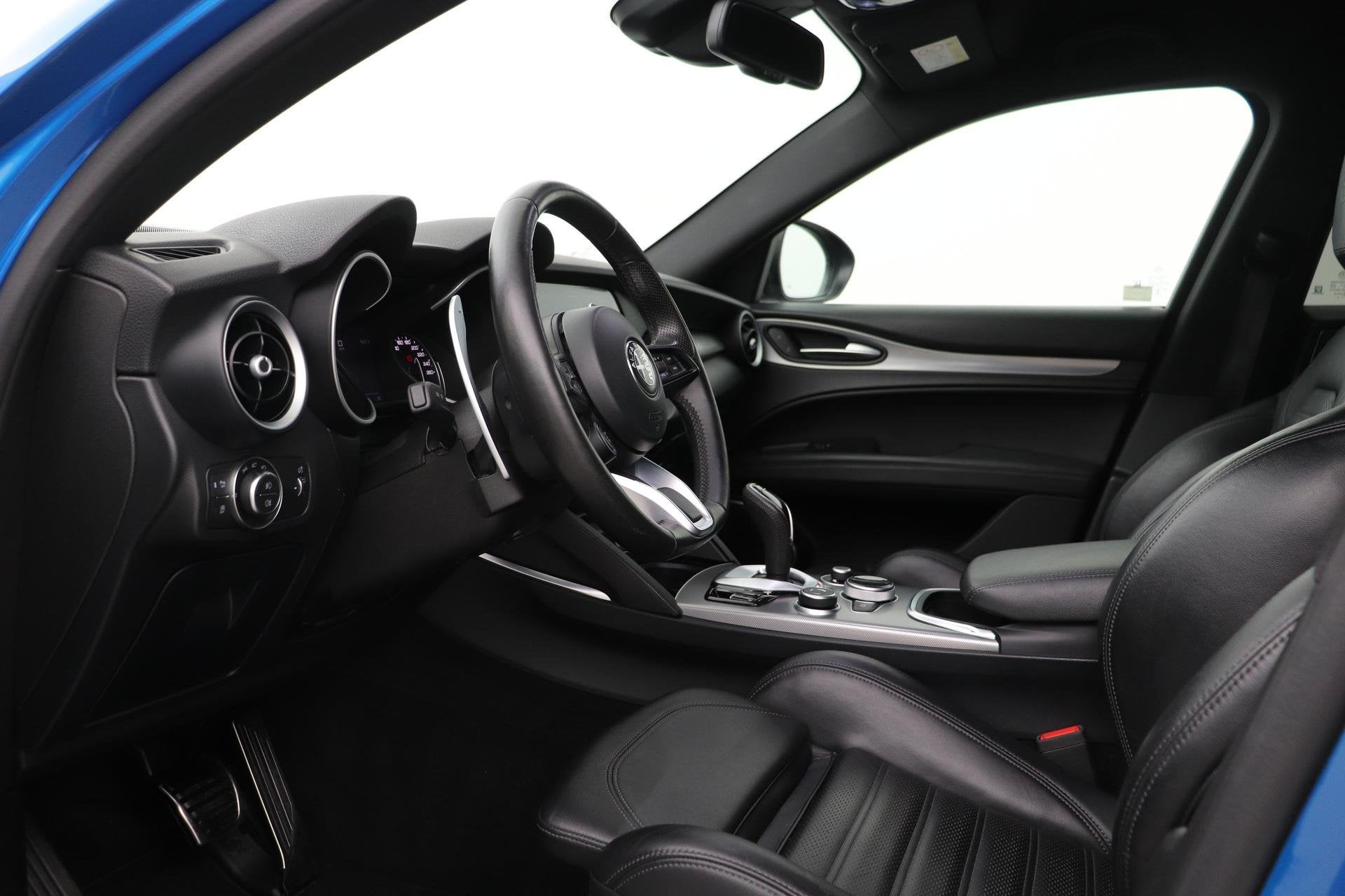 Alfa Romeo Stelvio 2.2 JTD AWD Veloce | Aut | Leder | Camera, Auto's, Alfa Romeo, Automaat, Gebruikt, 4 cilinders, Blauw