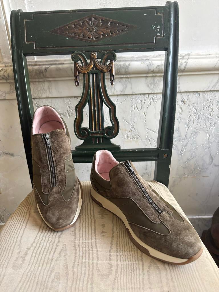 Unisa sneaker groen maat 40, Kleding | Dames, Ophalen of Verzenden, Gedragen, Groen, Sneakers of Gympen