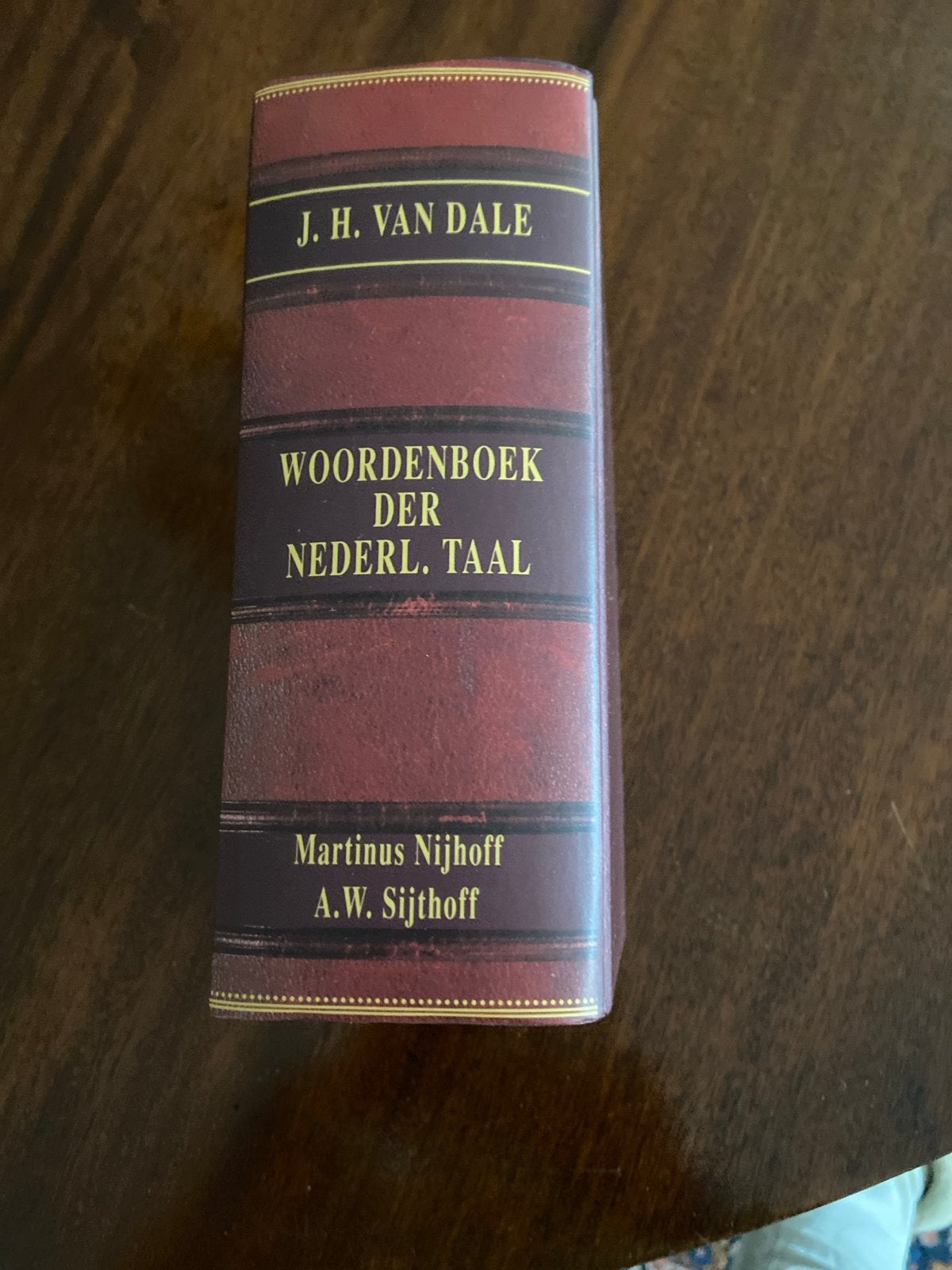 J. H. Van Dale Woordenboek der Nederl. Taal (1872), Boeken, Ophalen of Verzenden, Zo goed als nieuw, Van Dale, Nederlands