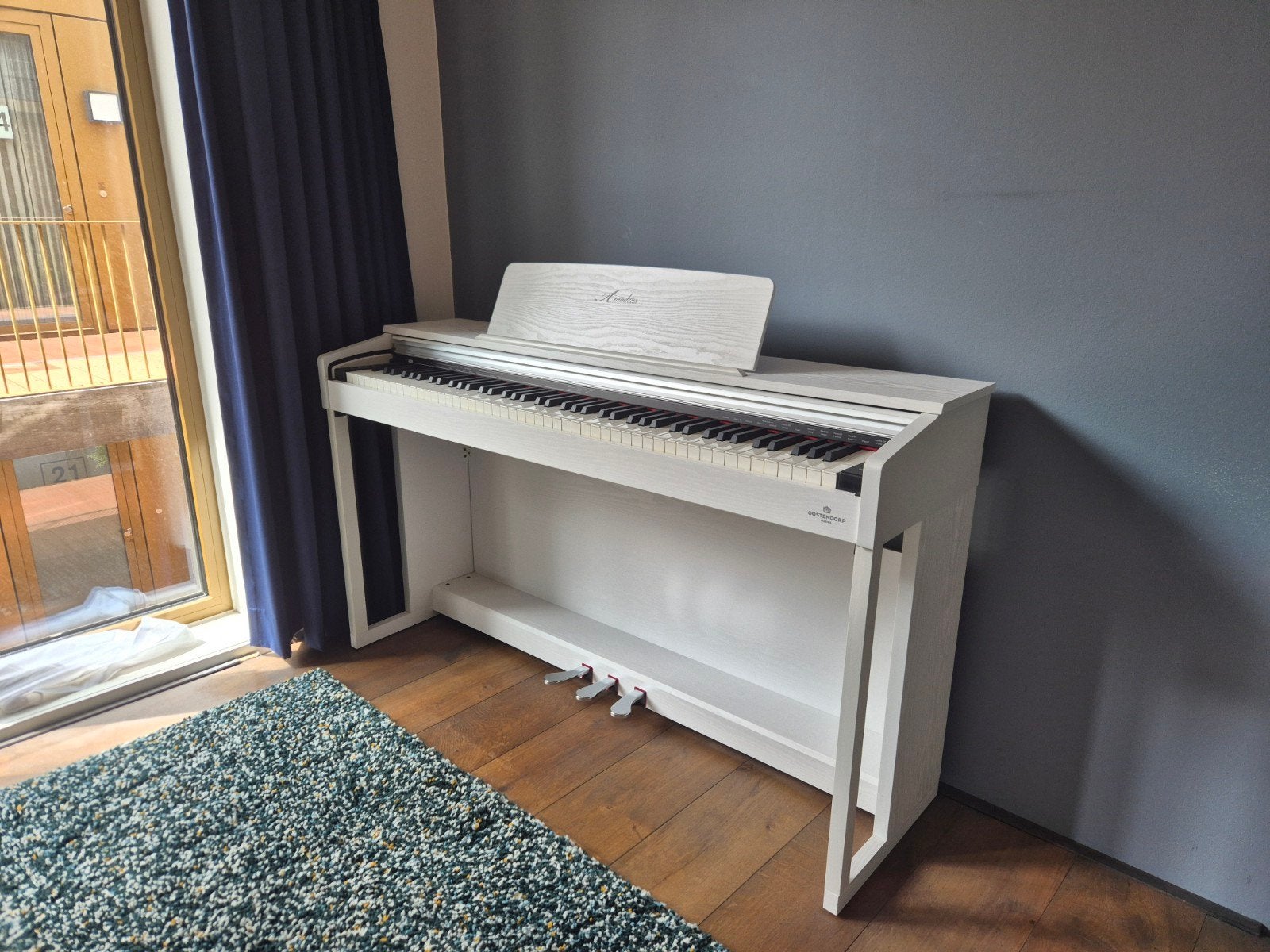 Digitale Piano Amadeus - Wit, Ophalen, Wit, Digitaal, Zo goed als nieuw
