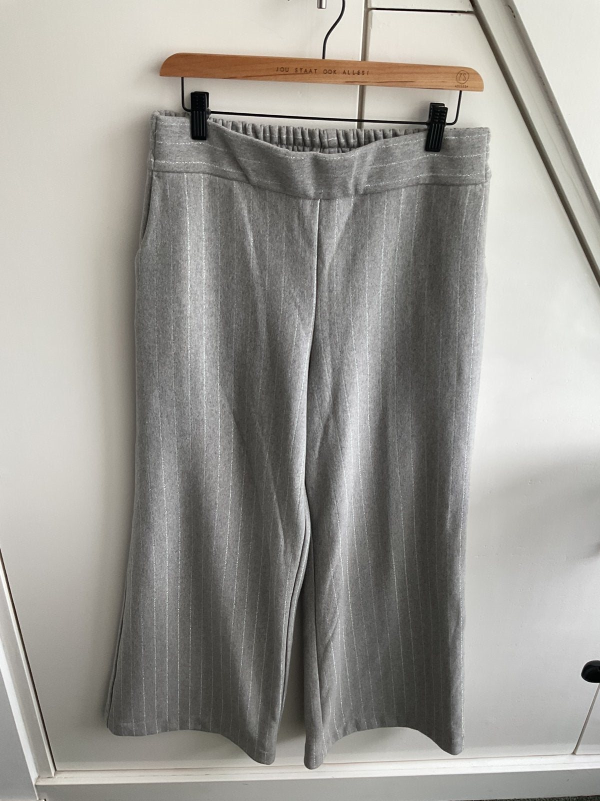 COREL grijze wide leg broek maat 42, Kleding | Dames, Maat 42/44 (L), Ophalen of Verzenden, Zo goed als nieuw, Grijs