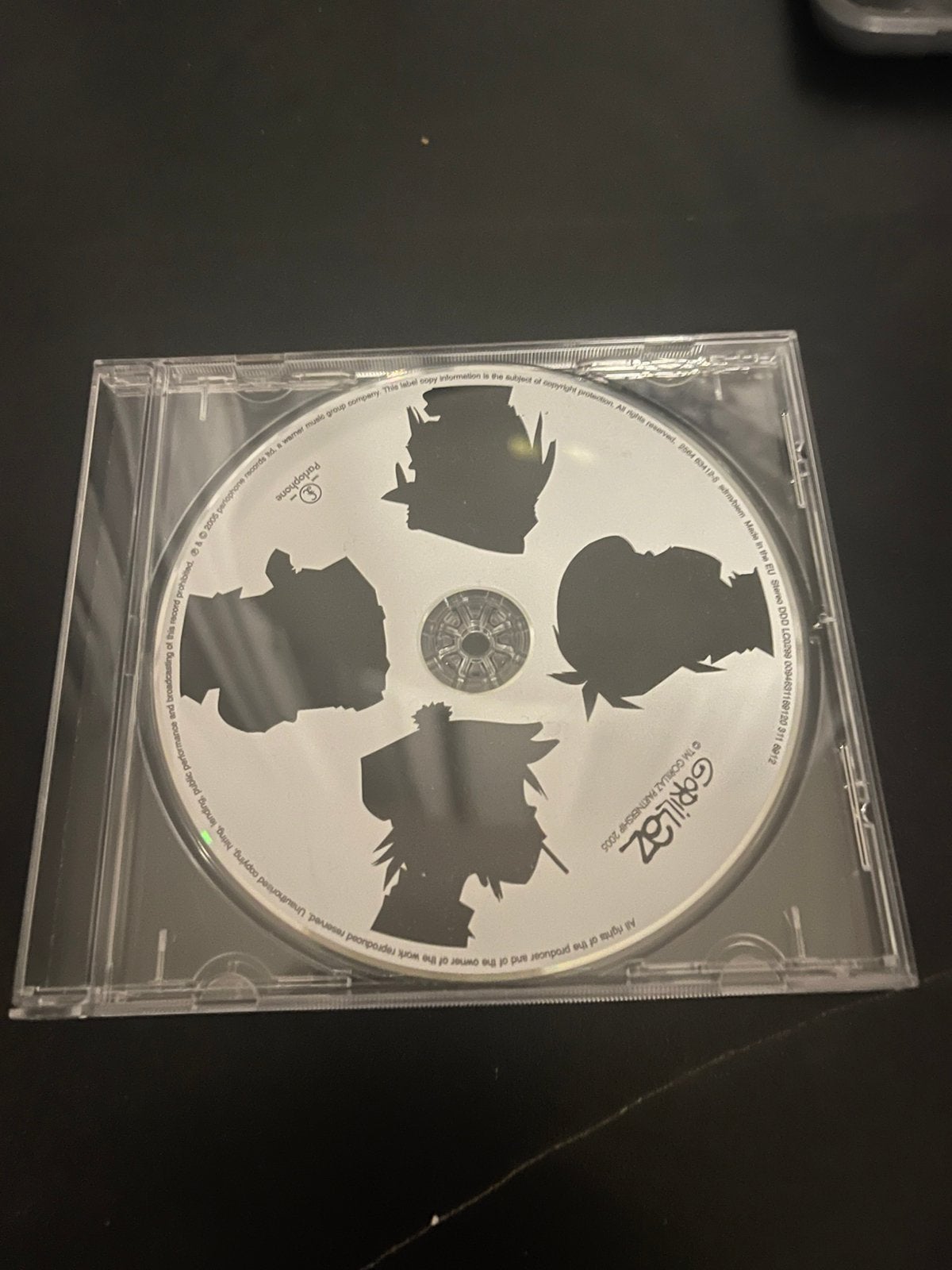Gorillaz cd, Ophalen