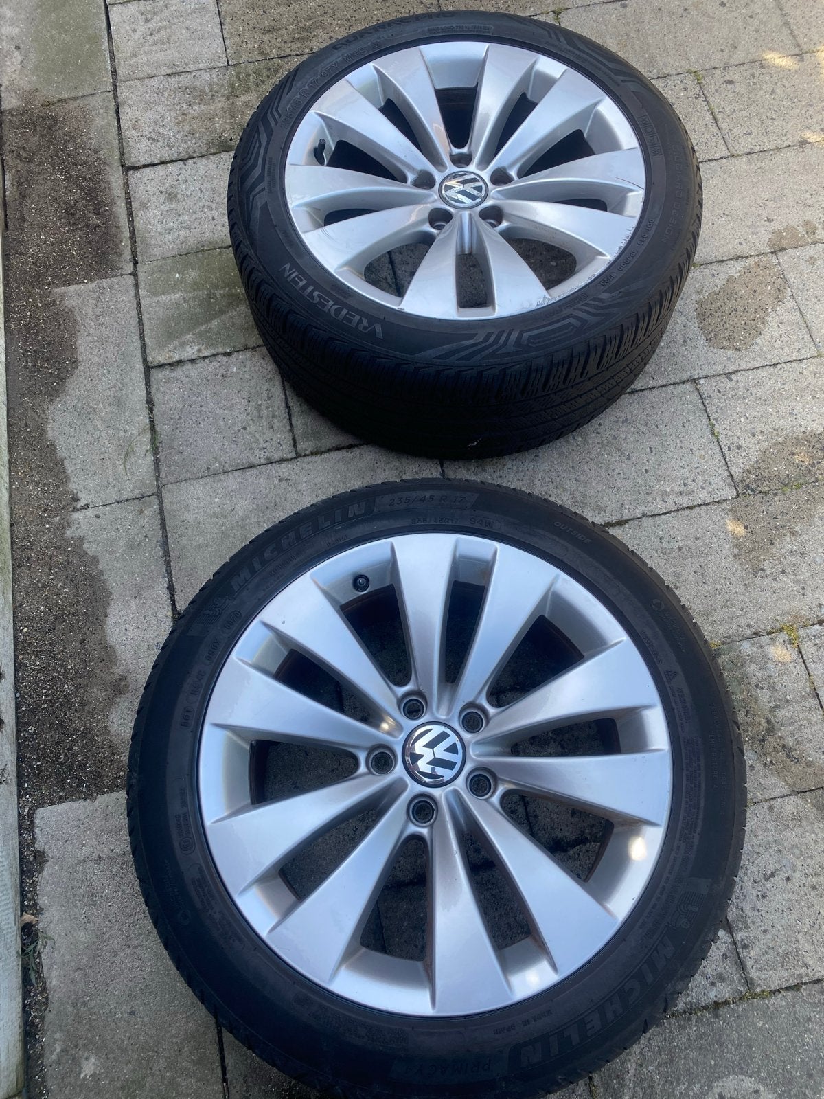 VWgolf235/45R17 Michelin & Vredestein zomerbanden met velgen, Ophalen, Gebruikt, Banden en Velgen, 17 inch