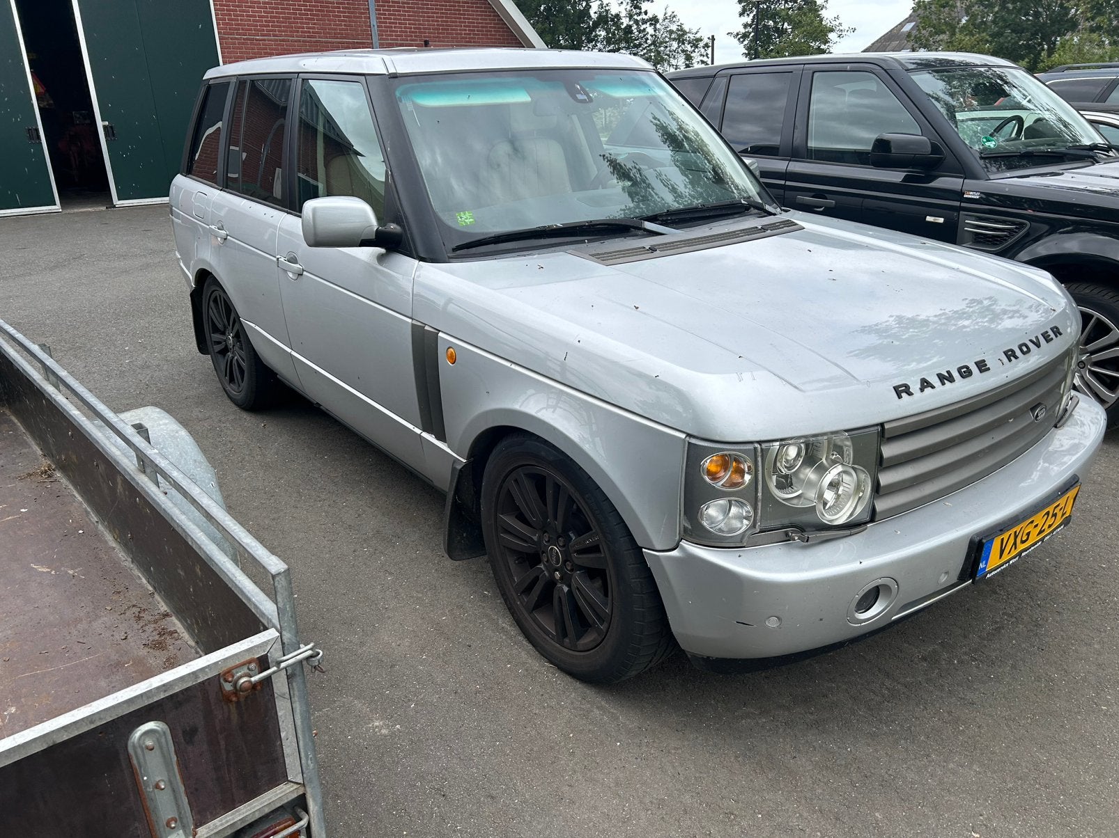Land Rover 2002 Grijs, Automaat, Land Rover, 8 cilinders, 2477 kg
