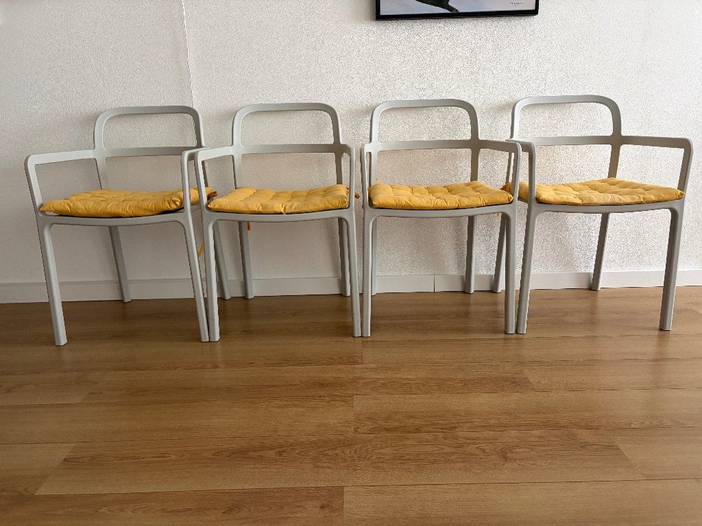T.k.a. een 4-tal z.g.a.n. tuinstoelen., Tuin en Terras, Ophalen of Verzenden, Zo goed als nieuw, Kunststof
