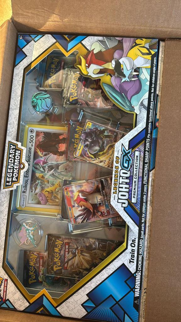 Pokemon LEGENDS of Johto premium collection - check pagina!, Ophalen of Verzenden, Zo goed als nieuw, Boosterbox