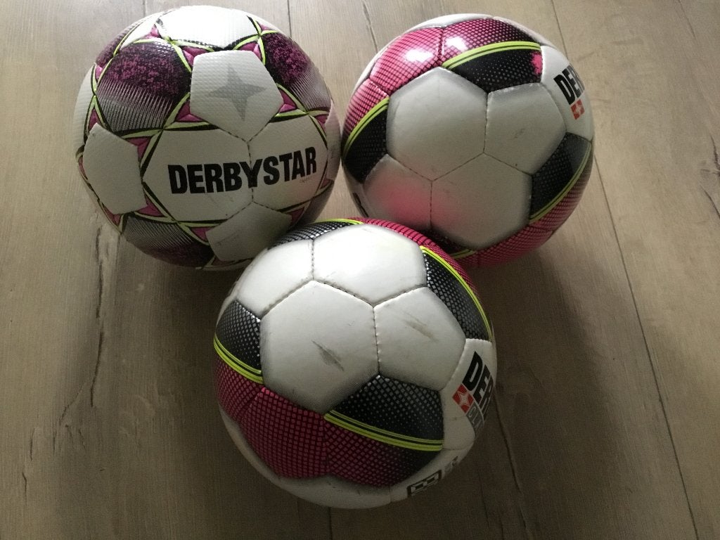 3x Derbystar Classic rose WMNS, Maat XS of kleiner, Verzenden, Gebruikt, Bal
