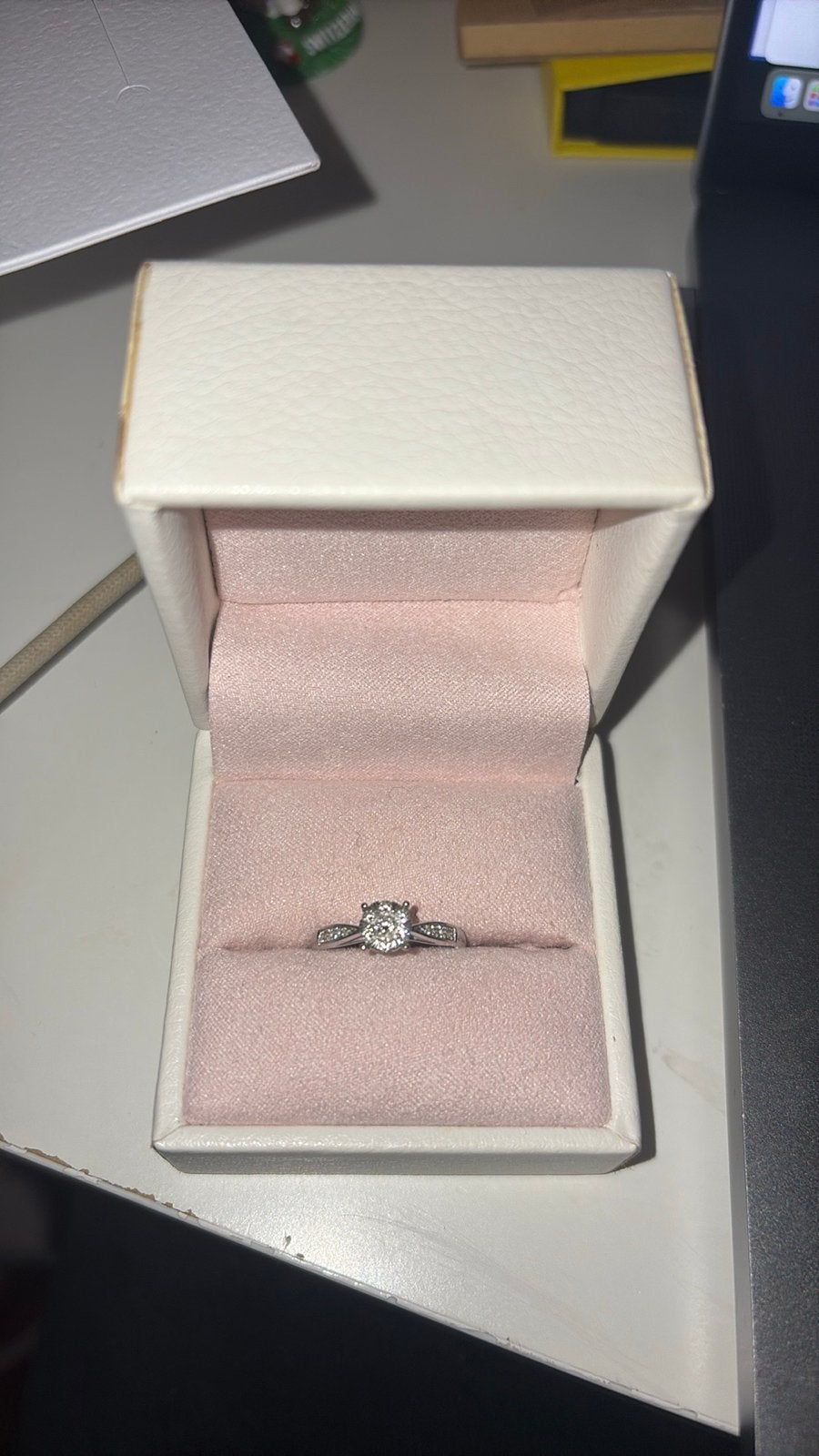 Diamond Point Enchanted Witgouden ring 0.27 ct diamant, Ophalen, Wit, Zo goed als nieuw, 17 tot 18