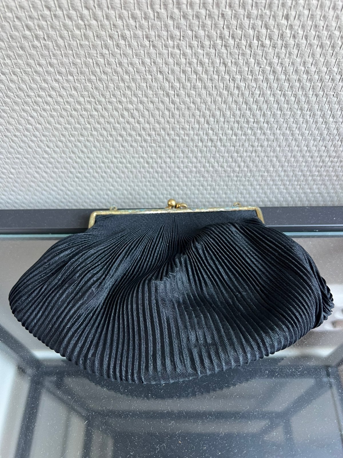 Vintage zwarte plissé clutch / avondtasje, Ophalen of Verzenden, Nieuw, Zwart, Avondtasje