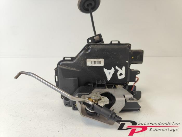 Deurslot Mechaniek 4Deurs rechts-achter van een Audi A4, Gebruikt, -, -, -