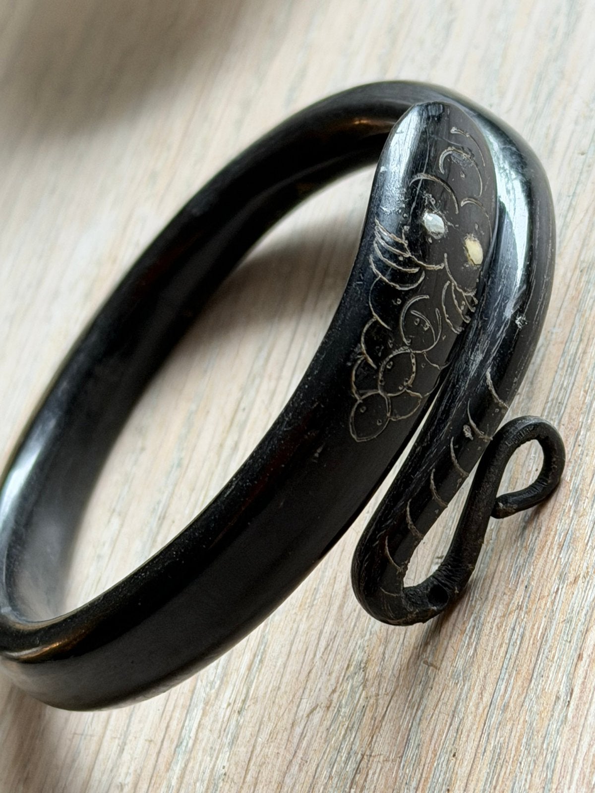 Oude hoornen slangen armband, Verzenden, Zo goed als nieuw, Zilver, Overige materialen