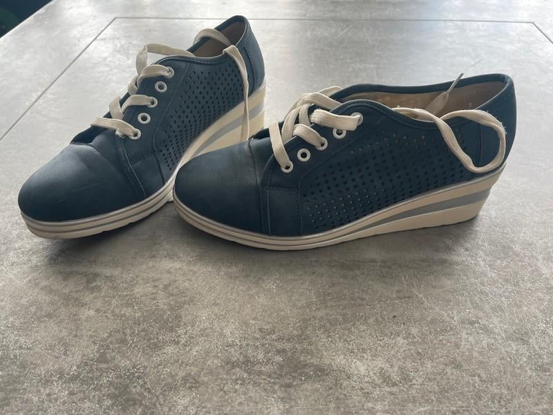 Schoenen met sleehak, blauw, maat 40, Kleding | Dames, Schoenen met lage hakken, Blauw, Ophalen of Verzenden, Gedragen