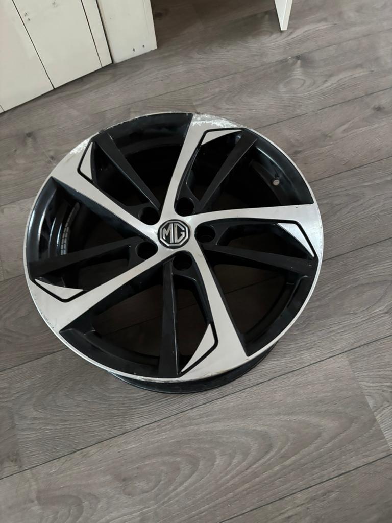 Velg mg zs ev 18 inch, Ophalen, Gebruikt