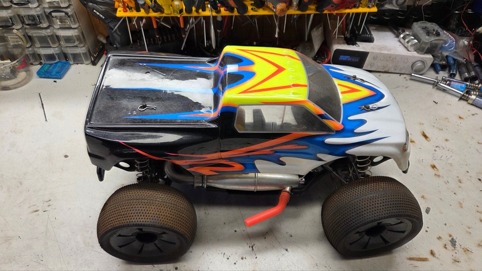 te koop leuke himoto, Gebruikt, Auto offroad, Ophalen of Verzenden, Schaal 1:8