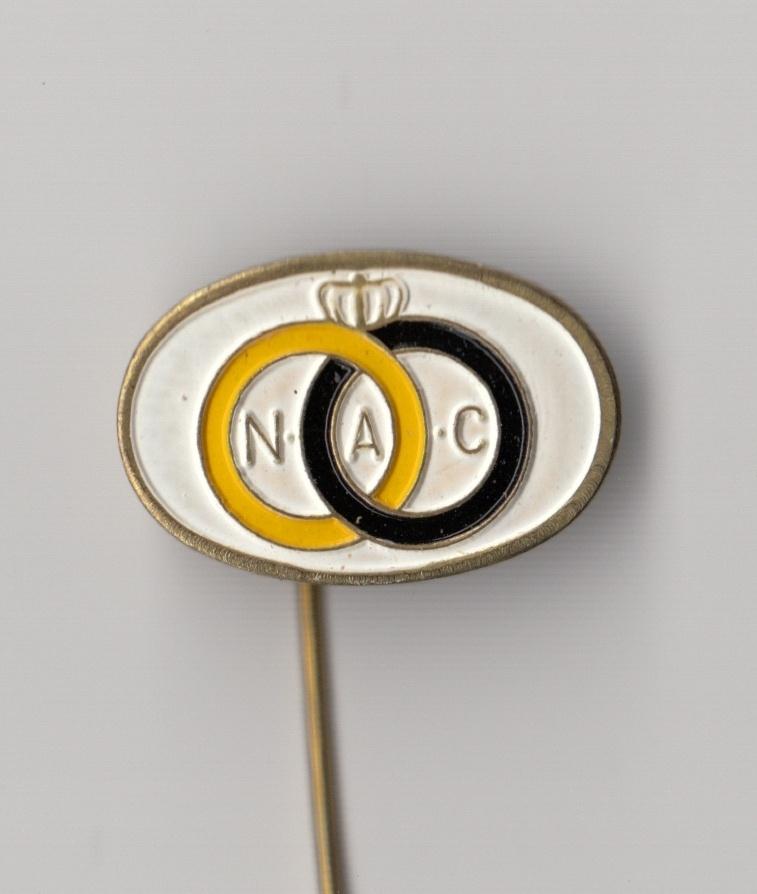 Voetbal NAC Breda logo speldje, Verzamelen, Speldjes, Pins en Buttons, Gebruikt, Niet vindbaar, Niet vindbaar, Speldje of Pin