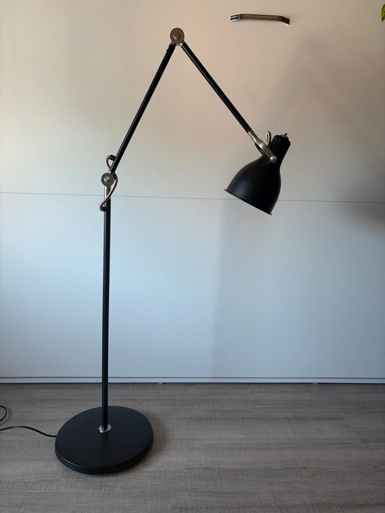 Ikea leeslamp, Huis en Inrichting, Lampen | Vloerlampen, Ophalen, Zo goed als nieuw, Metaal, 150 tot 200 cm