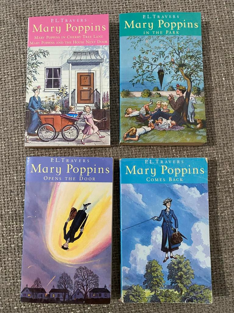 Mary Poppins Boeken Set - 4 Delen engels, Ophalen of Verzenden, Gelezen, Fictie algemeen
