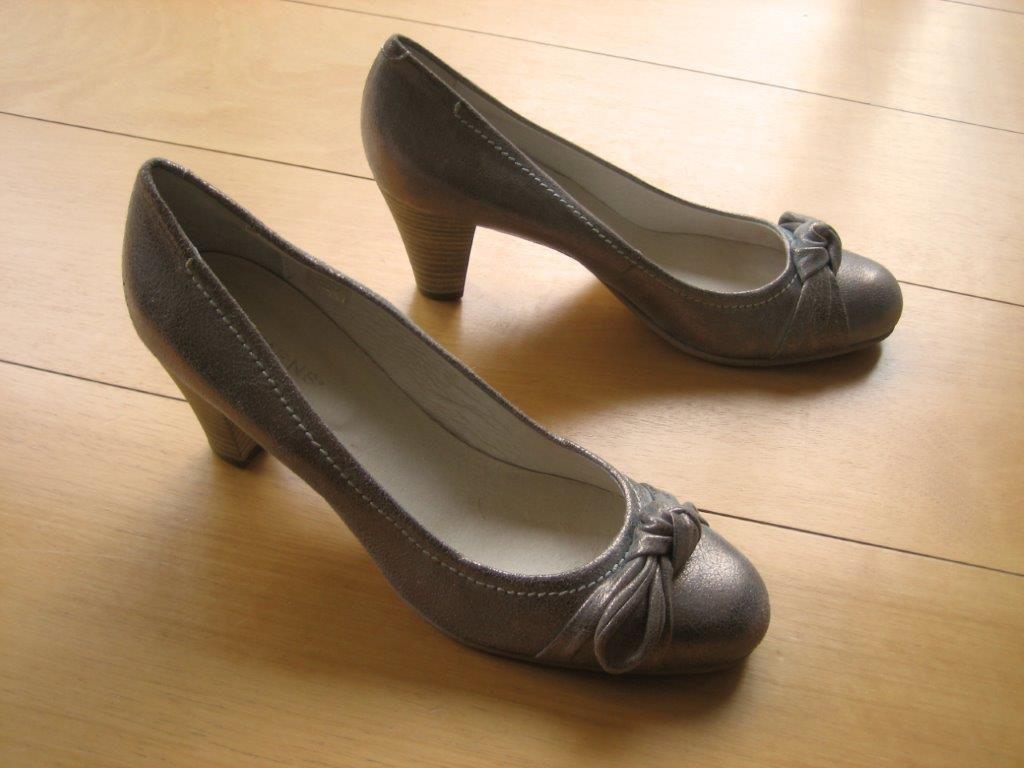 Zeer elegante taupe-goud leren pumps CARMENS 41 snazzeys, Kleding | Dames, Schoenen, Pumps, Bruin, Verzenden, Nieuw