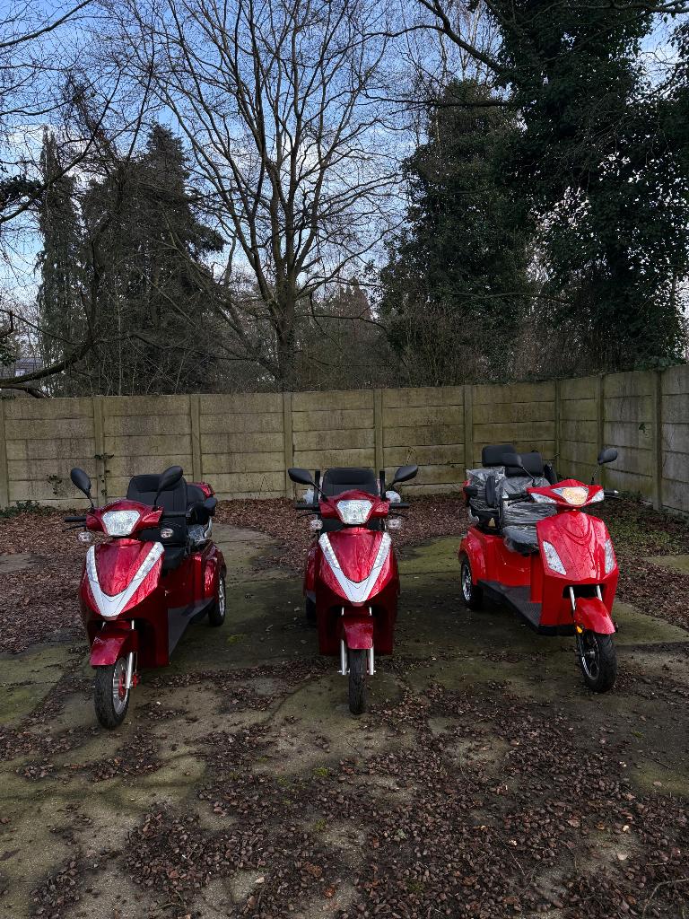 Duo iva scootmobiel 2 zits nieuw, Diversen, Brommobielen en Scootmobielen, Nieuw, 16 km/u of meer, 46 km of meer, Ophalen