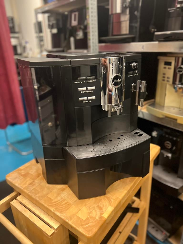 Jura xs 90, Witgoed en Apparatuur, Koffiezetapparaten, Info@jura.com, 10 kopjes of meer, Koffiemachine, Ophalen of Verzenden
