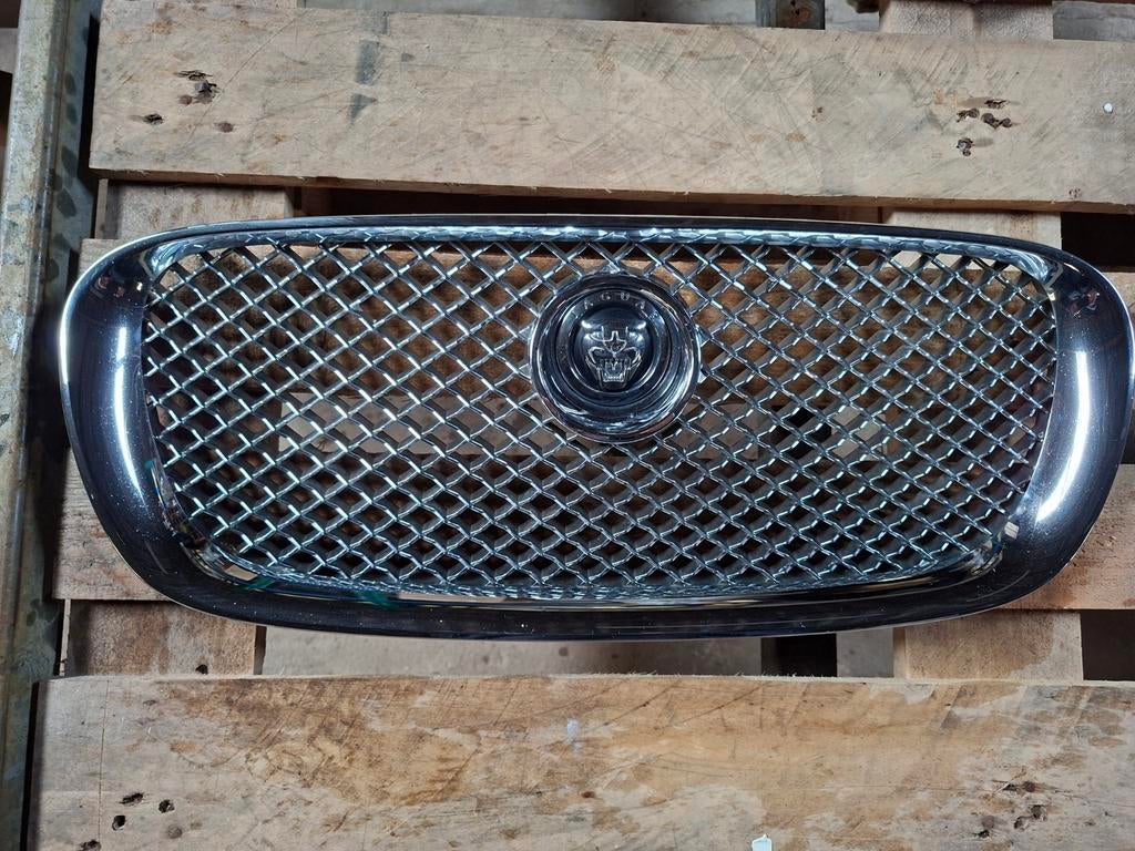 Jaguar XF Grille in Zeer Goede Staat, Auto-onderdelen, Motor en Toebehoren, Ophalen of Verzenden, Gebruikt, Jaguar