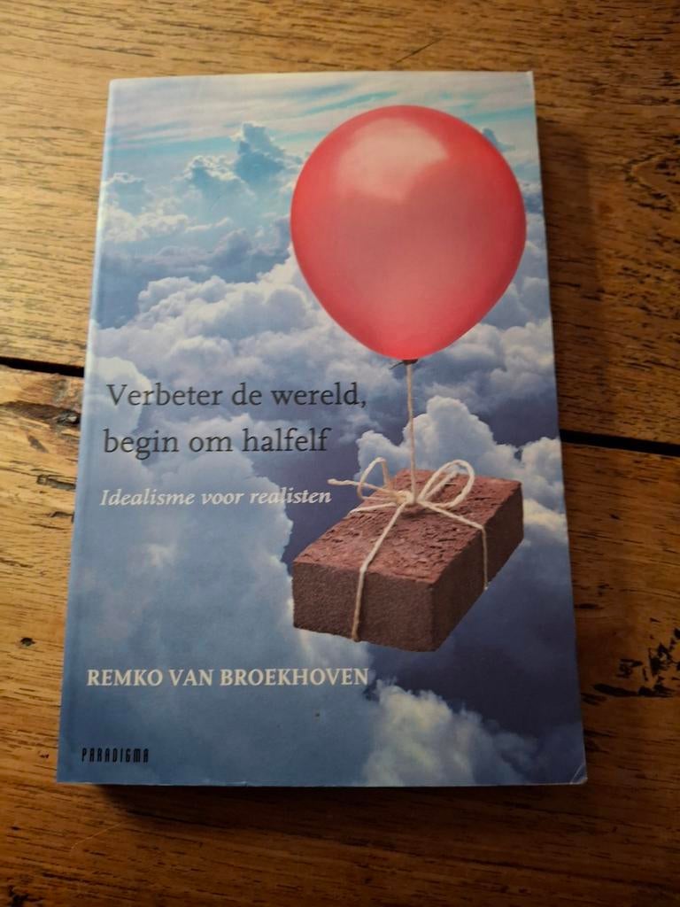 Remko van Broekhoven - Verbeter de wereld, begin om halfelf, Remko van Broekhoven, Ophalen of Verzenden, Zo goed als nieuw, Nederland