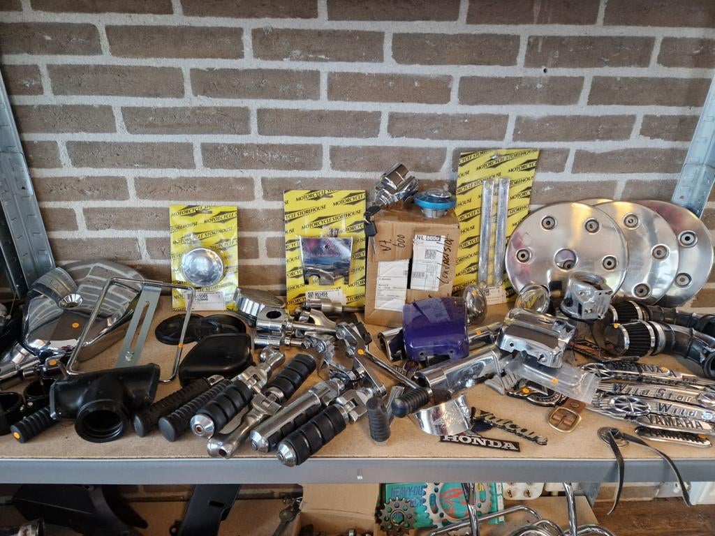 Motor parts partij ! onderdelen Honda Harley Yamaha Suzuki, Ophalen of Verzenden, Nieuw