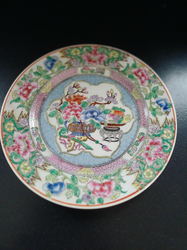 Chinese Famille Rose schotel, Antiek en Kunst, Antiek | Porselein, Verzenden