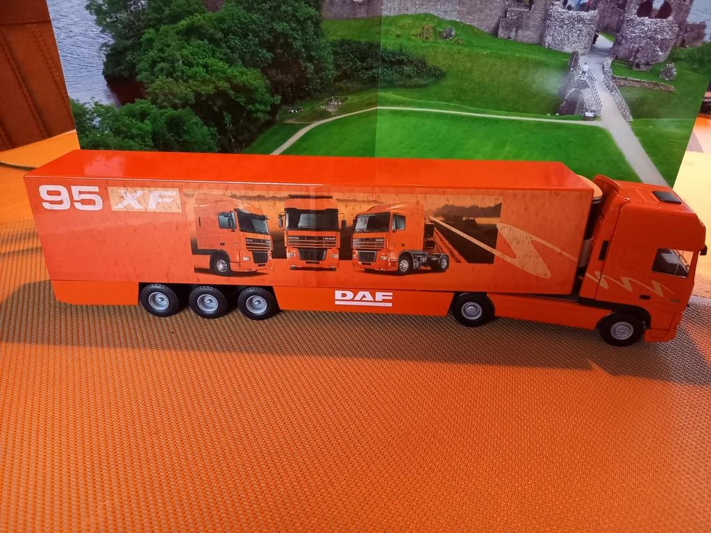 Daf 95 xf, Ophalen of Verzenden, Zo goed als nieuw, Bus of Vrachtwagen, Overige merken
