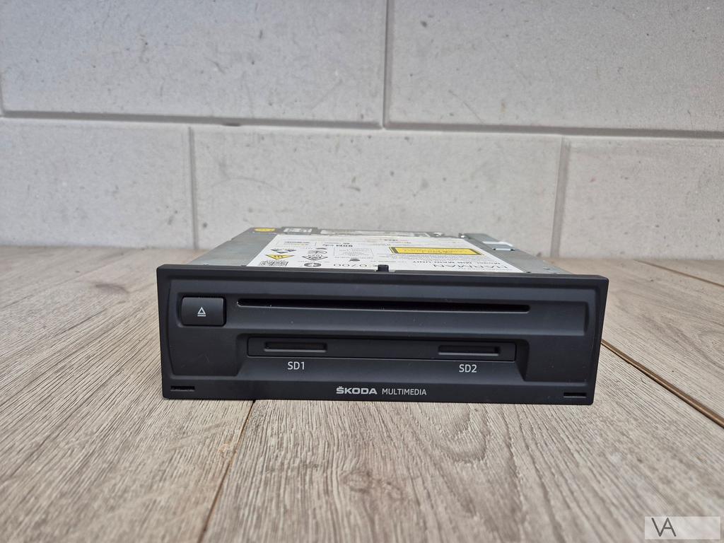 Skoda Octavia 2012 - 2020 radio navigatie mib2 5e0035020a, Ophalen of Verzenden