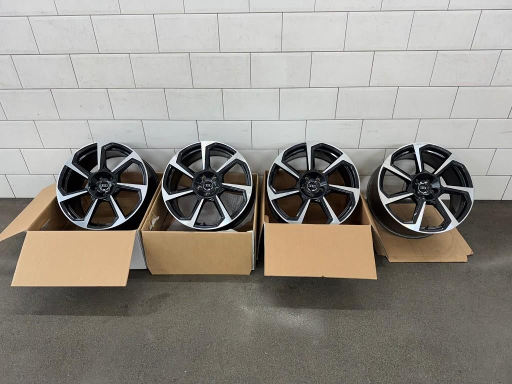 Audi OEM TTRS 20 inch velgen, Auto-onderdelen, Banden en Velgen, Velg(en), Zomerbanden, 20 inch, 255 mm, Personenwagen, Gebruikt