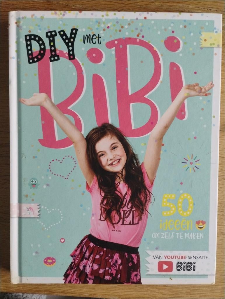 DIY met Bibi - Creatief Doe-Het-Zelf Boek, Ophalen of Verzenden, Zo goed als nieuw, Scrapbooking en Knutselen, Bibi