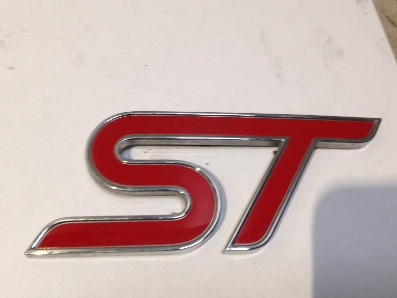 Embleem Ford Focus 3 ST (2012-07/2018-05) f1eb42528aa, Gebruikt, Henry-Ford-Straße  1, Köln 50735, , Duitsland, Ford-Werke GmbH