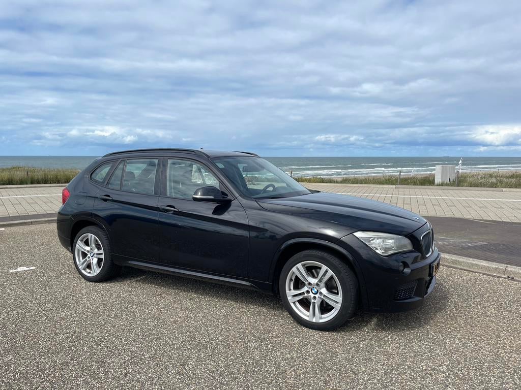 BMW X1 Sport Sdrive 18I 2012 Zwart, Auto's, Achterwielaandrijving, 1995 cc, Zwart, 4 cilinders