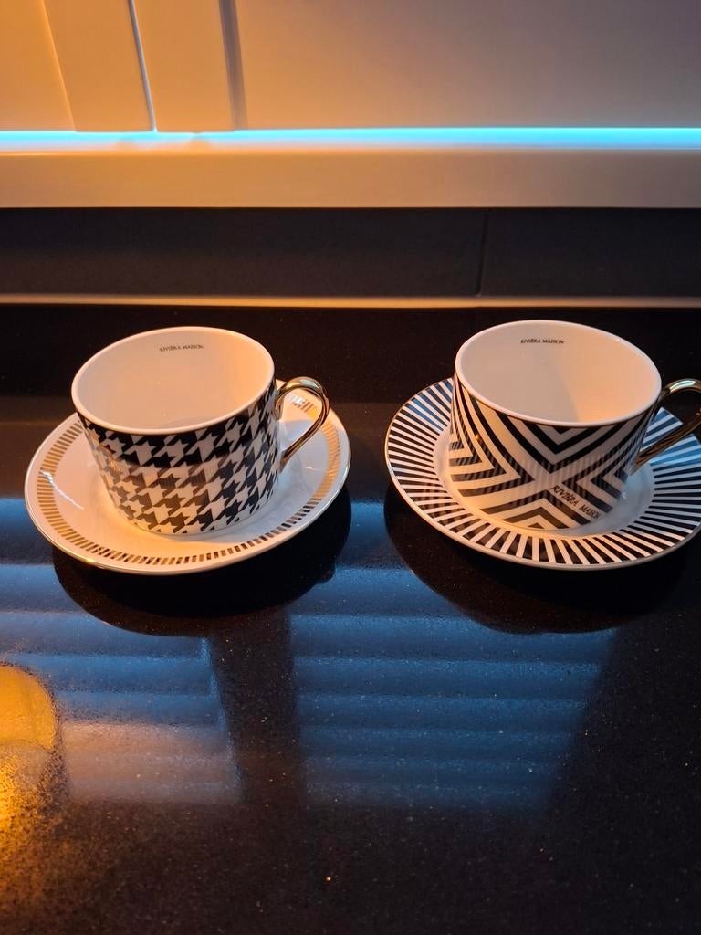 Riviera Maison Kop En Schotel – L’Avenue Chevron 2 x, Ophalen of Verzenden, Zo goed als nieuw, Overige stijlen, Kop(pen) en/of Schotel(s)