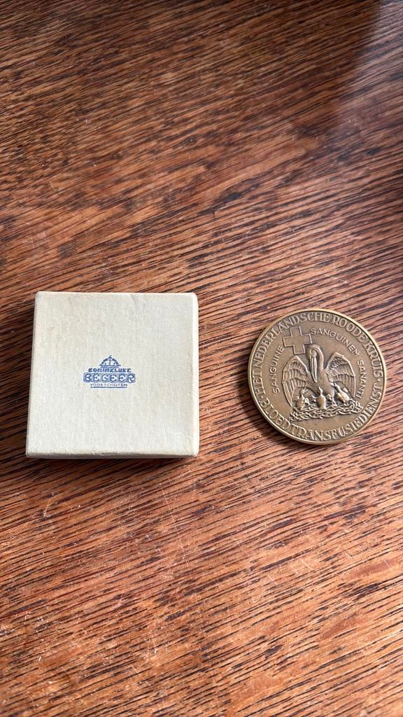 Penning rode kruis, Postzegels en Munten, Penningen en Medailles, Ophalen of Verzenden, Overige materialen