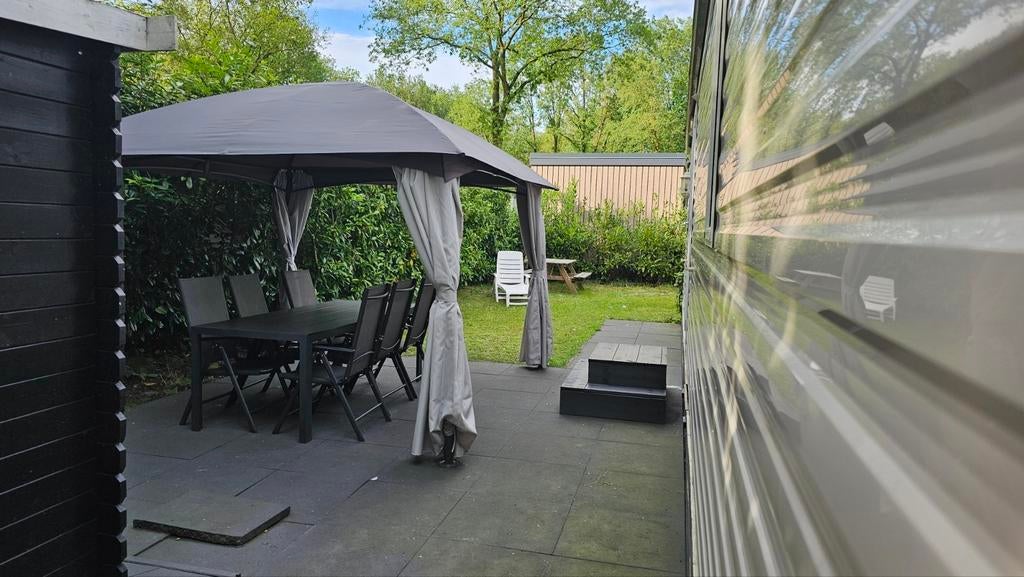 Camping de pallegarste stacaravan incl. airco.