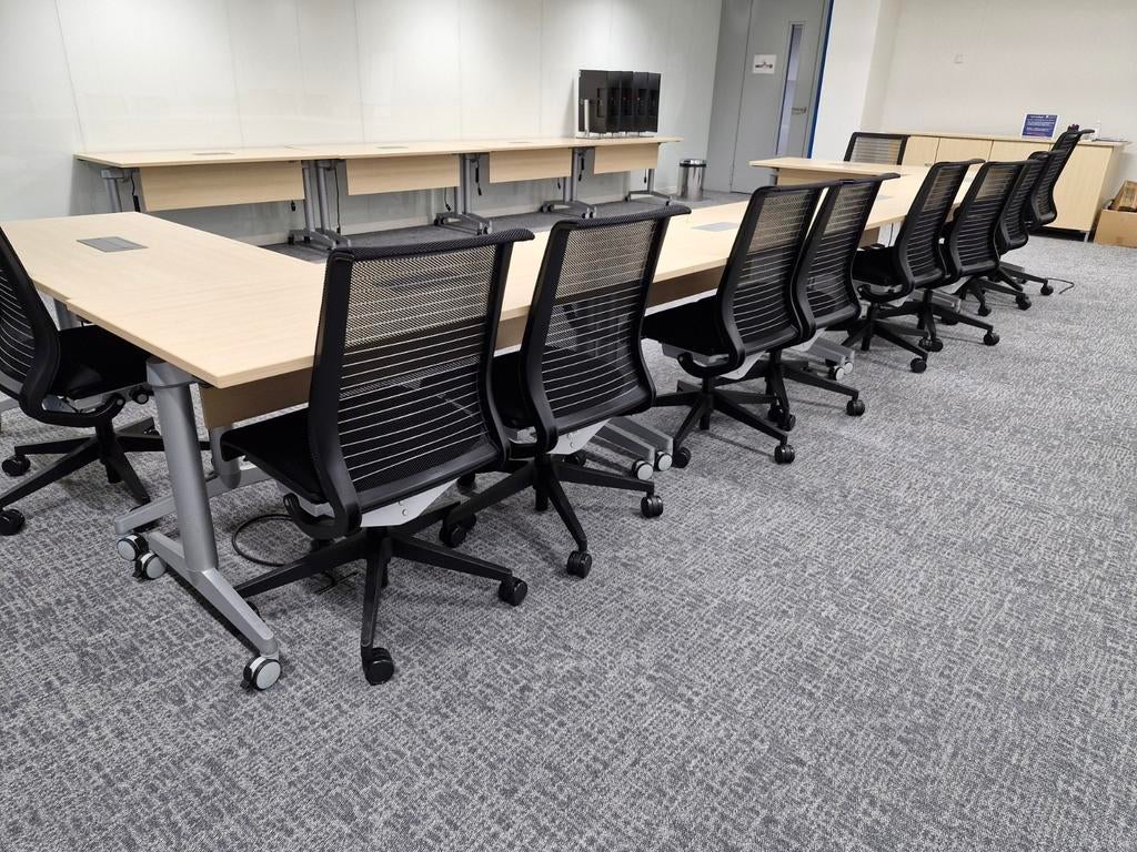 100x Steelcase Think vergaderstoel / bureaustoel, Zakelijke goederen, Kantoor en Winkelinrichting | Kantoormeubilair en Inrichting