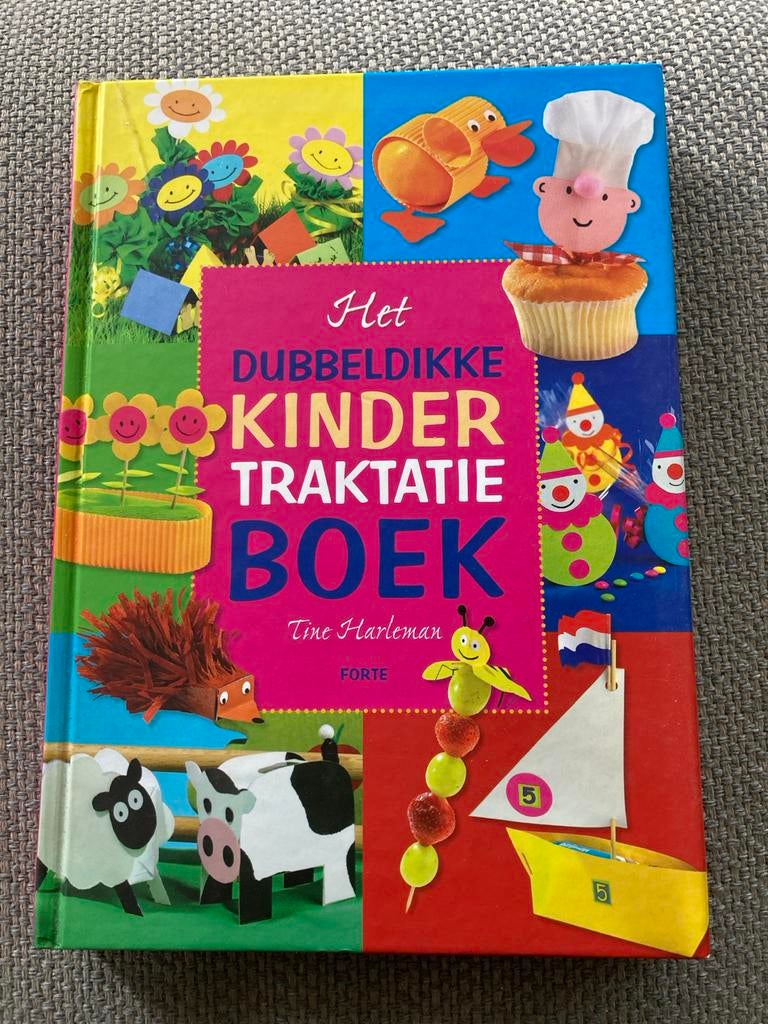 T. Harleman - Het dubbeldikke kindertraktatieboek, Ophalen of Verzenden, Zo goed als nieuw, T. Harleman