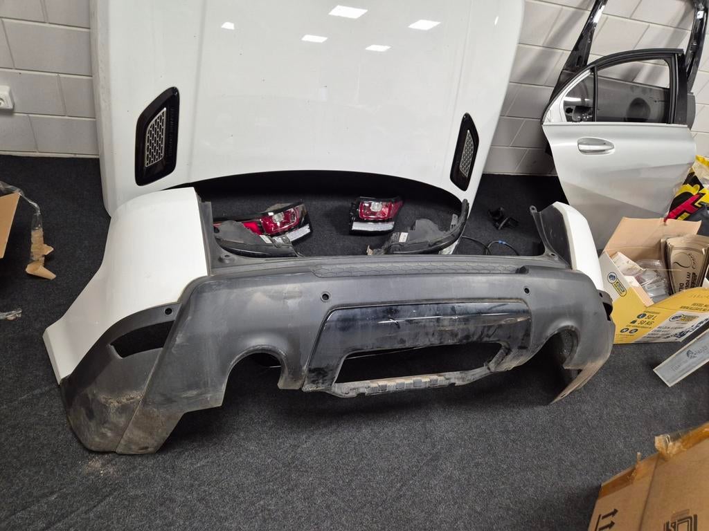 Achterbumper Range Rover Sport L494 FUJI WHITE Z.G.A.N. OEM, Land Rover, ., Links, Ophalen of Verzenden