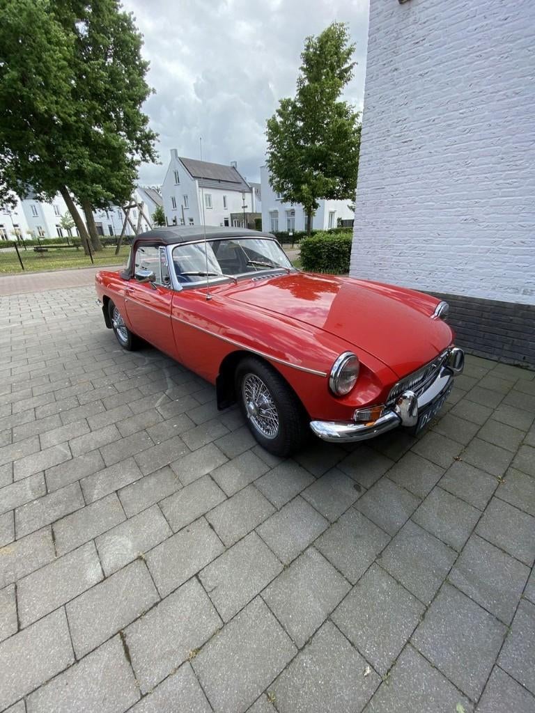 MGB Roadster 1800 Overdrive 1966, Auto's, MG, B, Achterwielaandrijving, Zwart, 4 cilinders