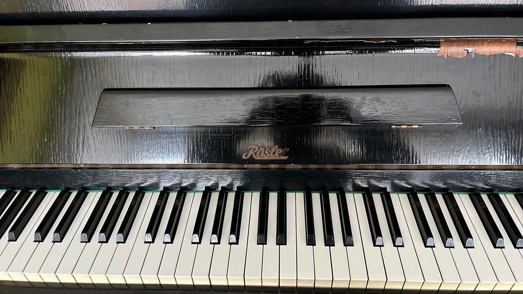 Piano te koop Rosler zwart, Ophalen of Verzenden, Zo goed als nieuw, Zwart