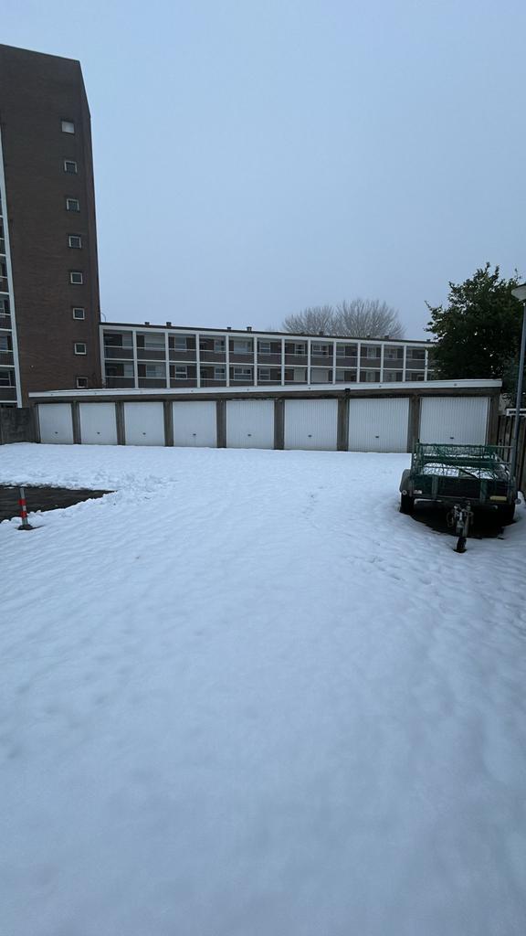 Te koop 12 garage boxen Breda Verlaatstraat kavel 598 m2, Noord-Brabant